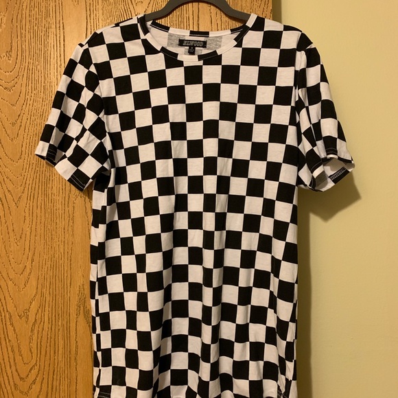 Checkered T-Shirt - Picture 2 of 3